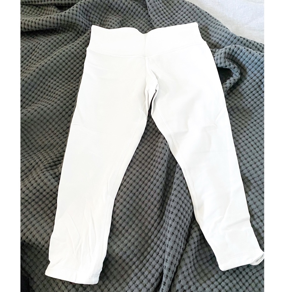 Cropped Athletic Lululemon Leggings